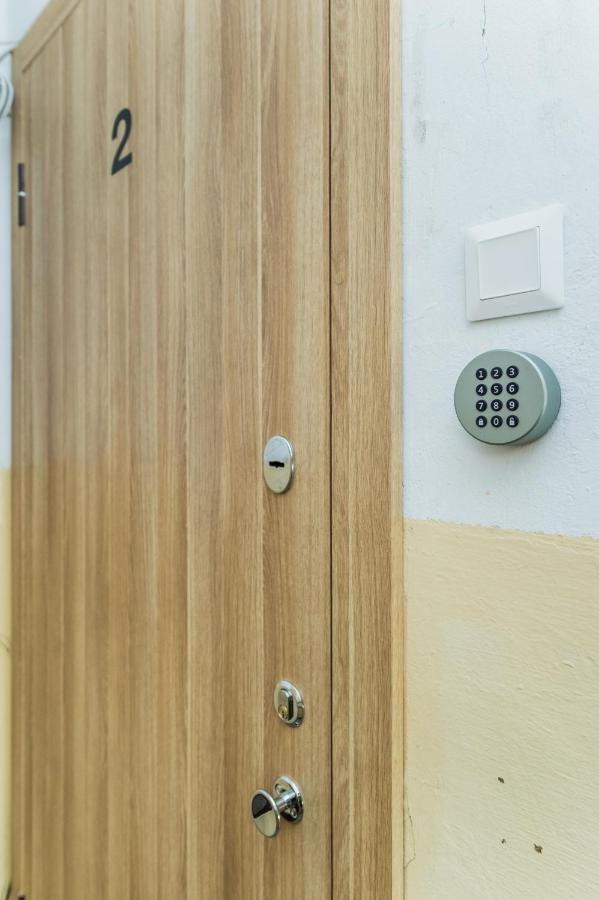 River City Apartments No 2 By Urban Rent Каунас Екстер'єр фото